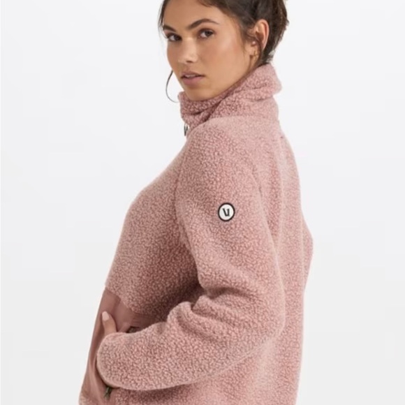 Vuori Women's Alpine Sherpa Jacket - Picture 4 of 4